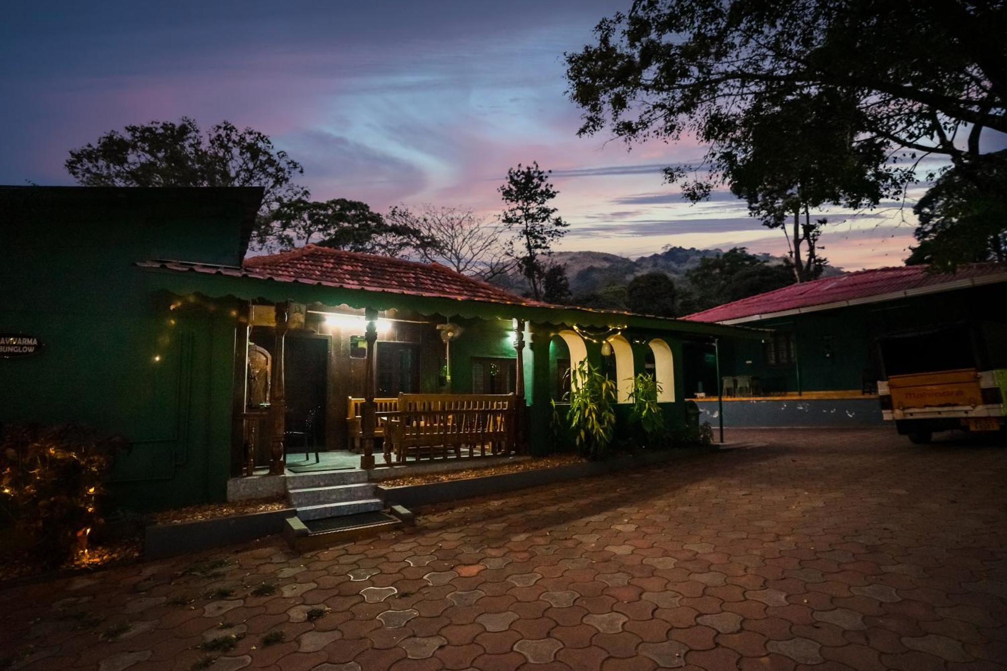 Hill Valley Farm House Nelliyampathy Екстер'єр фото